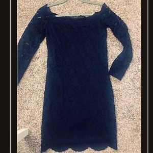 Long Sleeved Fitted Lace Dress💕